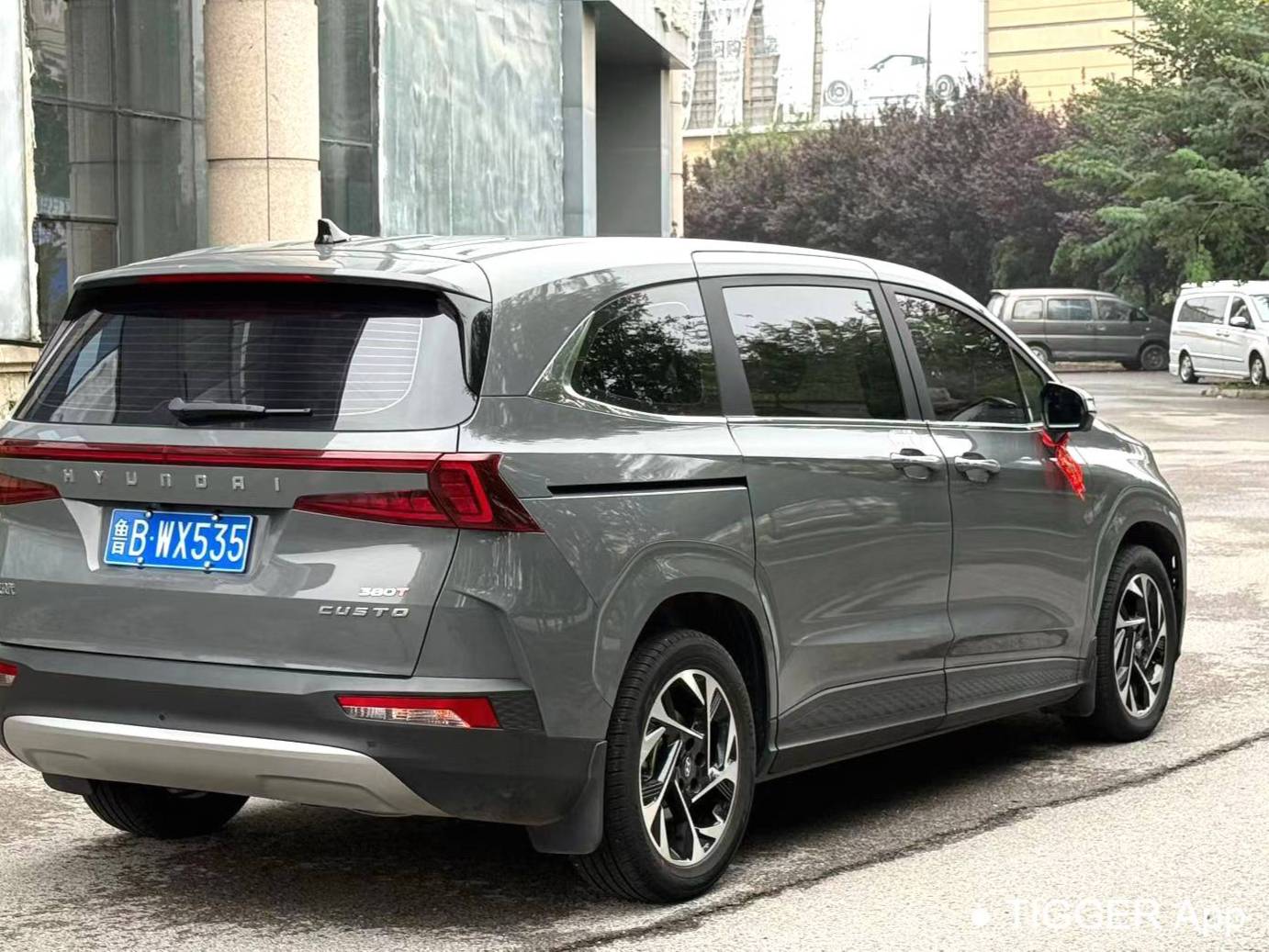 HYUNDAI 2021 Custo 2.0TGDi 380TGDi LUX Premium Intelligent Love Premium Automatic Transmission