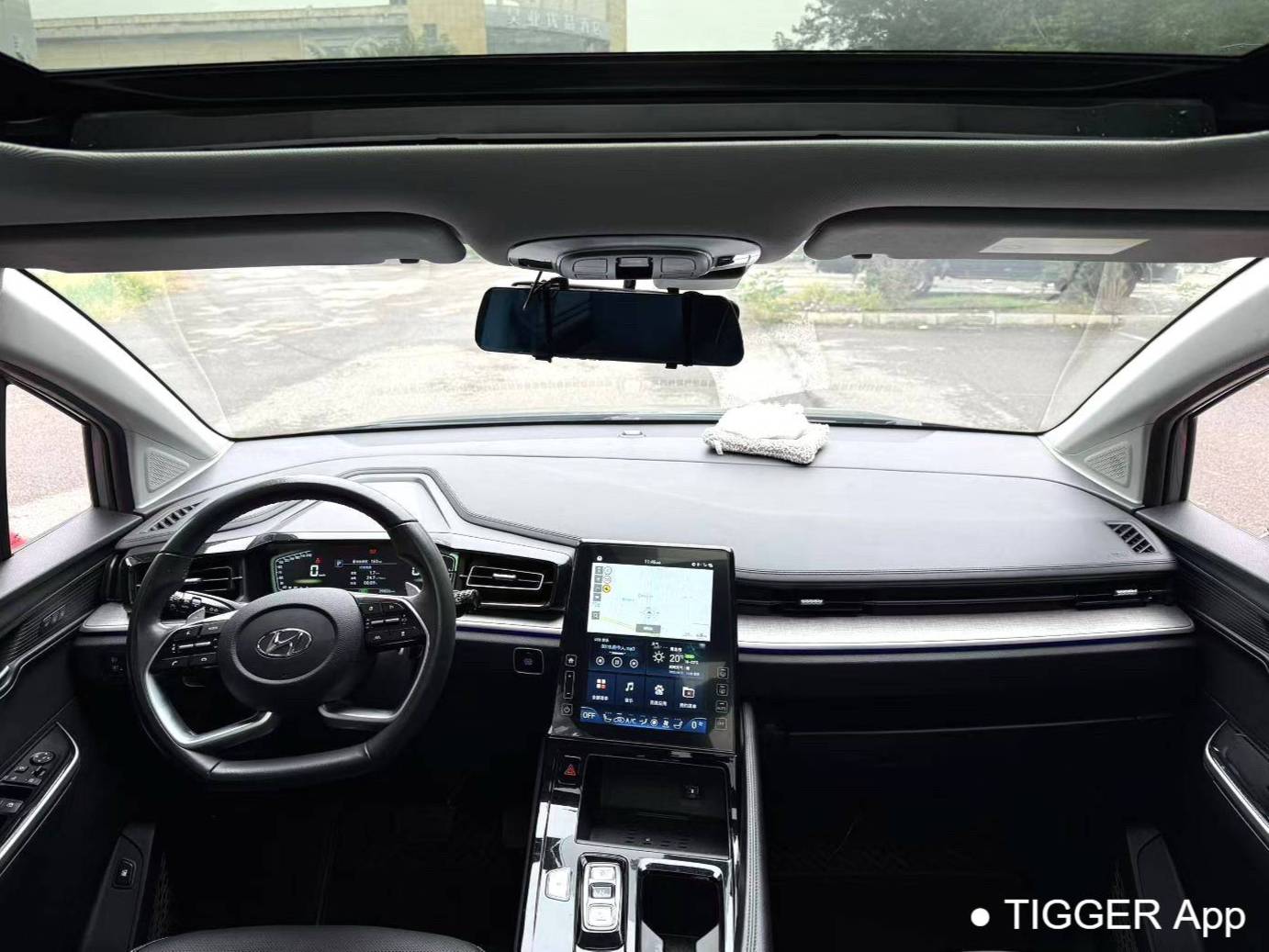 HYUNDAI 2021 Custo 2.0TGDi 380TGDi LUX Premium Intelligent Love Premium Automatic Transmission