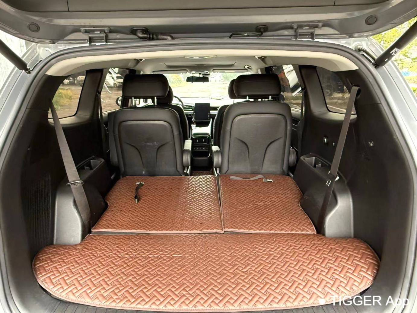 HYUNDAI 2021 Custo 2.0TGDi 380TGDi LUX Premium Intelligent Love Premium Automatic Transmission