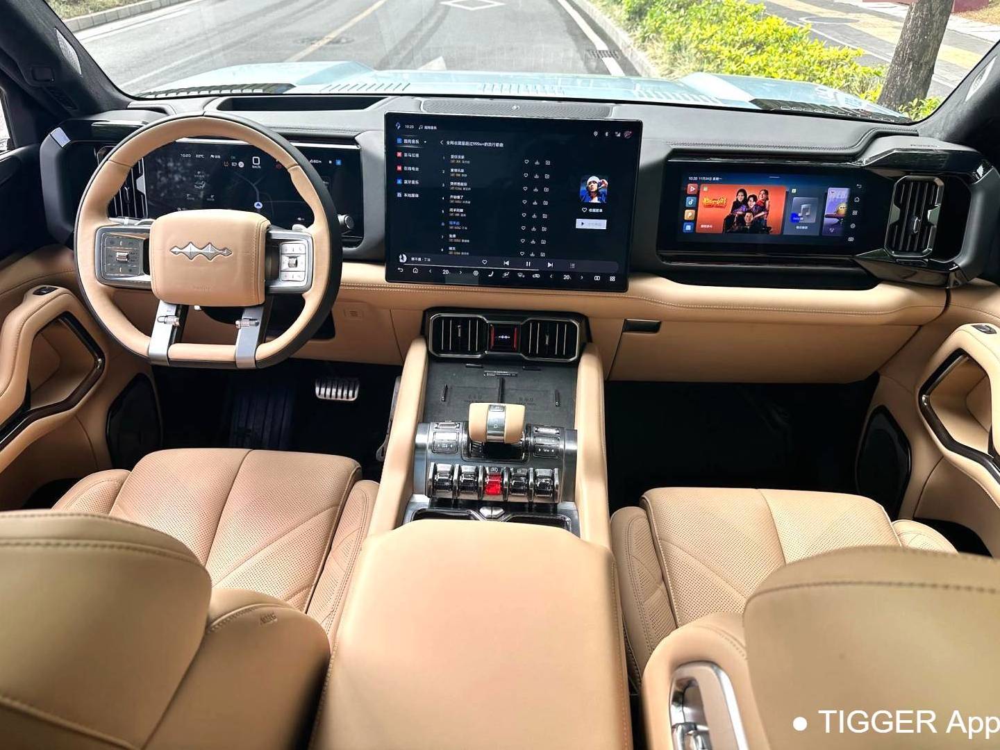 Formula Leopard‌ 2025 Leopard 8 2.0T Stepless Intelligent Brave Flagship Edition 6-seater Automatic Transmission