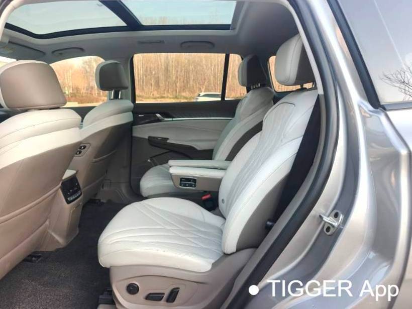 ROEWE 2023 RX9 2.0T 4WD Premium Edition Automatic Transmission