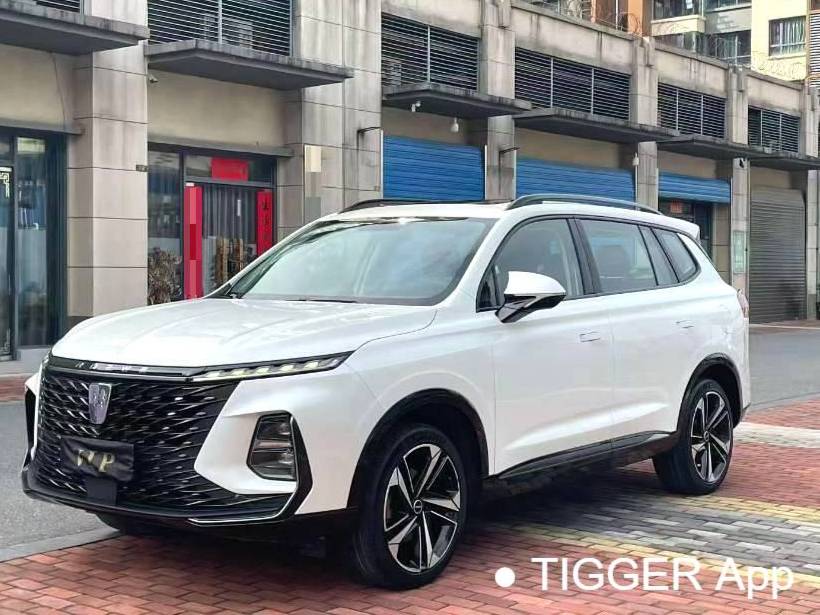 ROEWE 2022 RX5 MAX 1.5T has a premium version with automatic transmission