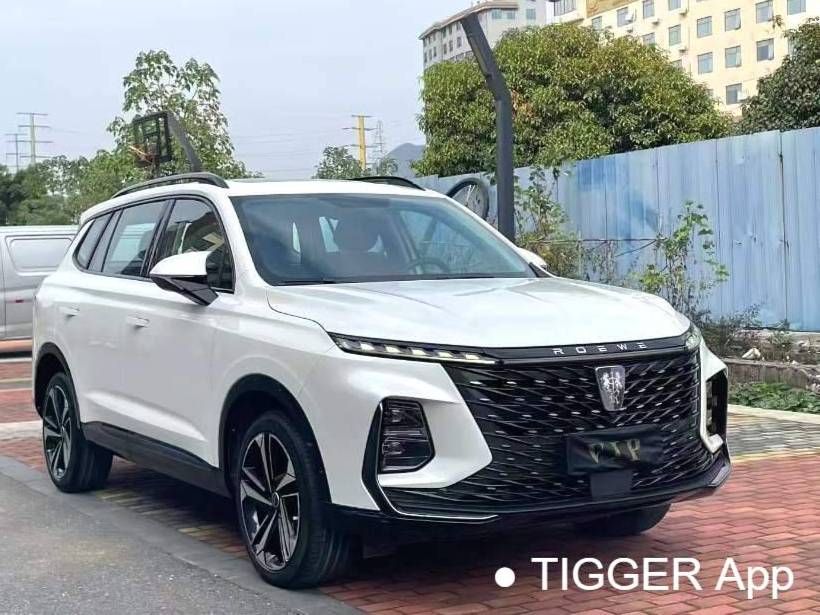 ROEWE 2022 RX5 MAX 1.5T has a premium version with automatic transmission