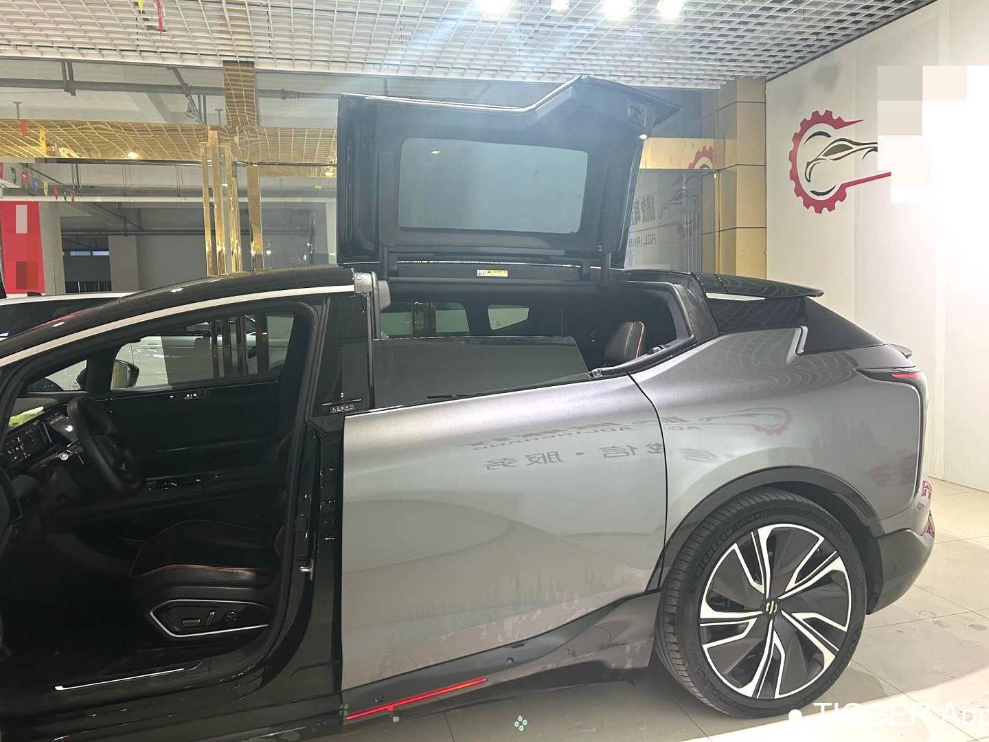 HiPhi 2022 HiPhi X Creative Edition 6-seater long endurance automatic transmission