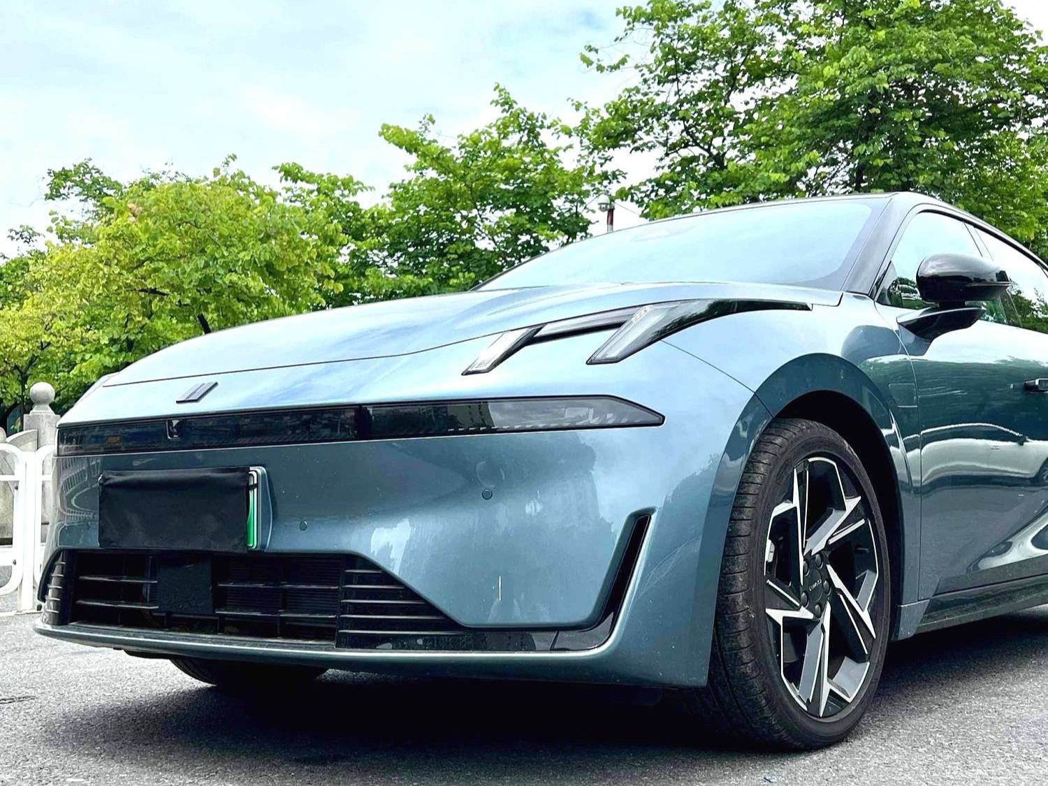 LYNK&CO 2025 LYNK&CO 07 EM-P 1.5T 126 Long Range Intelligent Driving Ultra Automatic Transmission