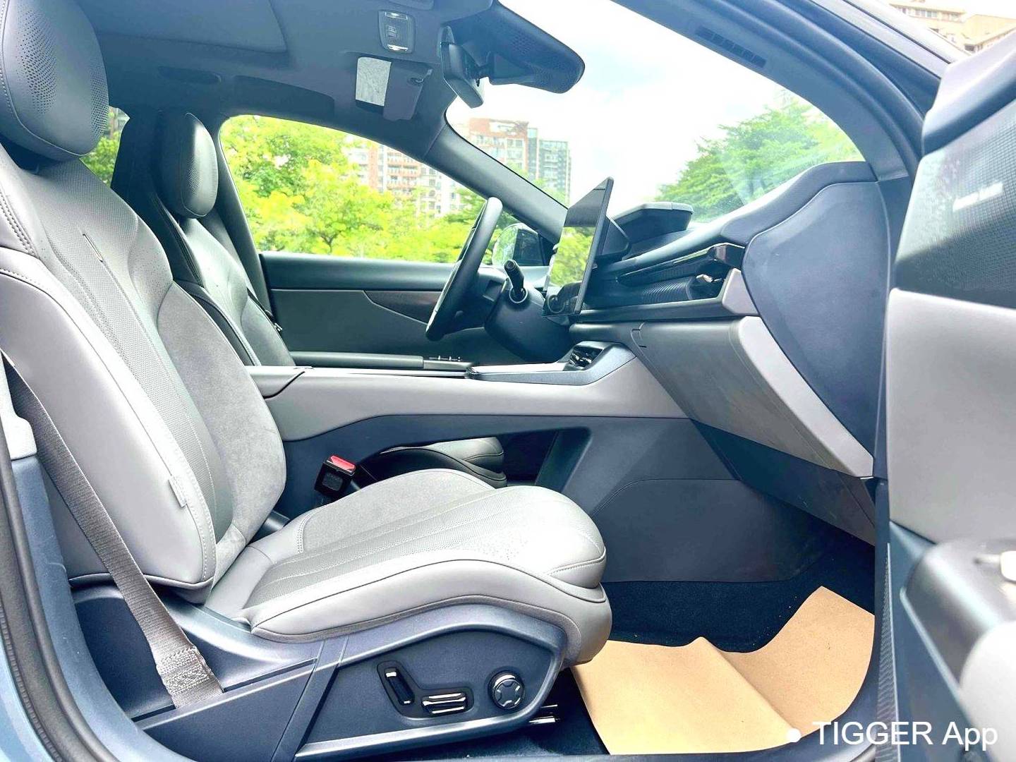 LYNK&CO 2025 LYNK&CO 07 EM-P 1.5T 126 Long Range Intelligent Driving Ultra Automatic Transmission