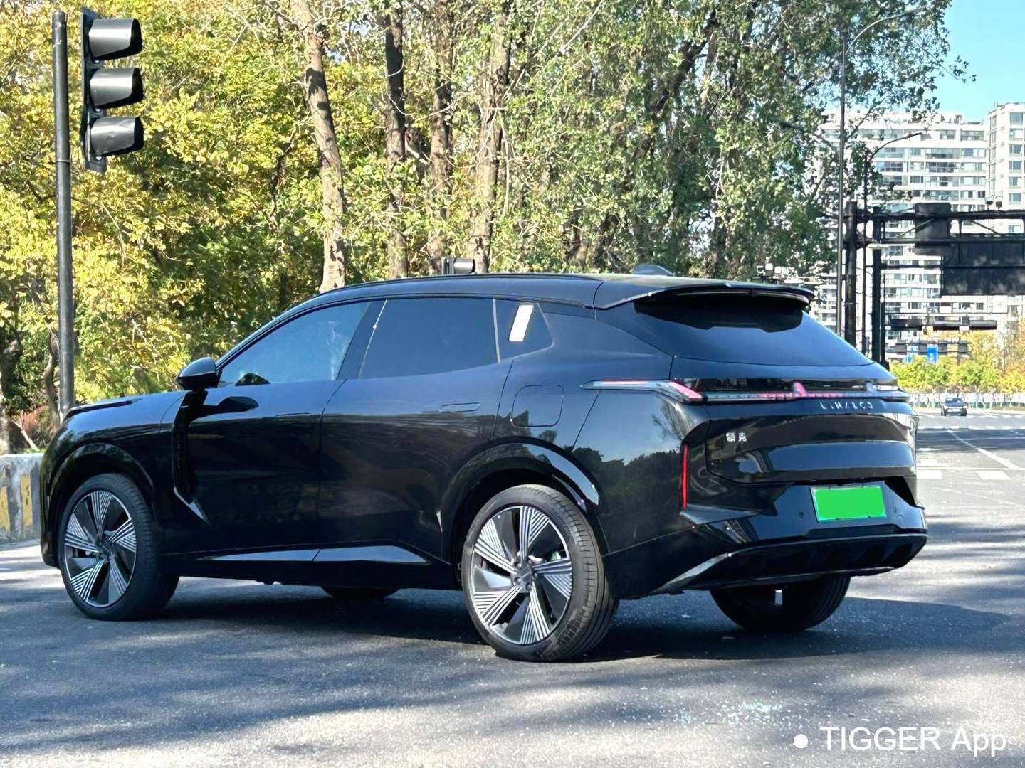 LYNK&CO 2023 LYNK&CO 08 EM-P 1.5T 120km Long Range Pro Automatic Transmission