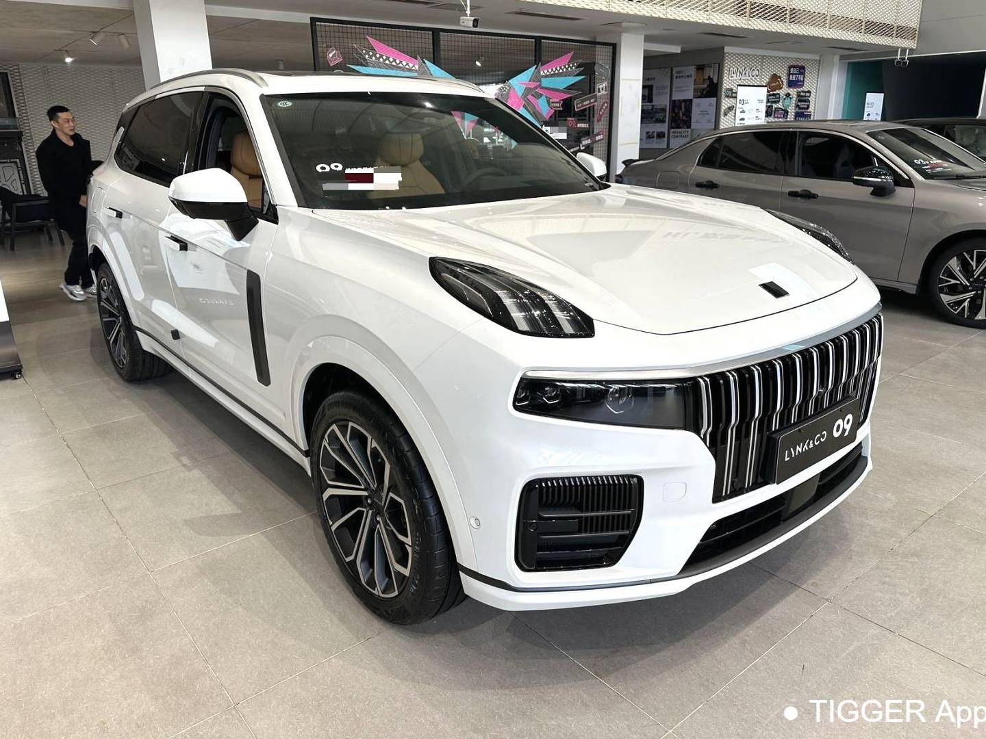 LYNK&CO 2024 LLYNK&CO 09 MHEV 2.0T 4WD Sport 5-seater automatic transmission