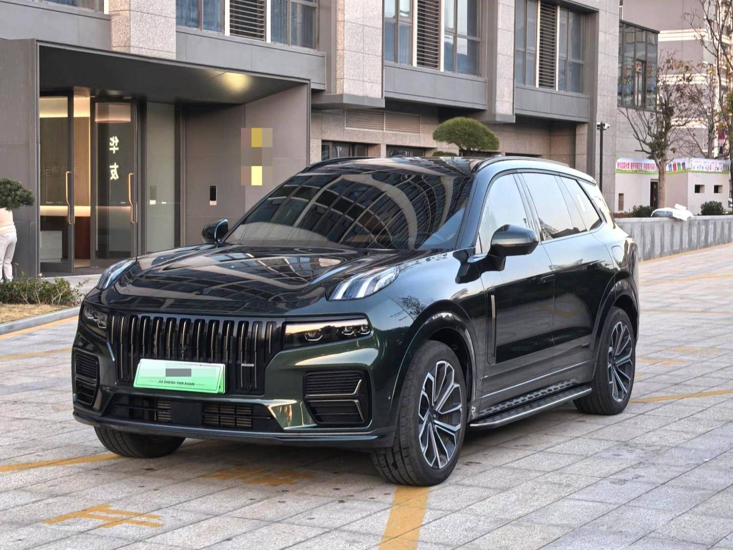 LYNK&CO 2024 LYNK&CO 09 EM-P 2.0TD ULTRA 6-seater automatic transmission