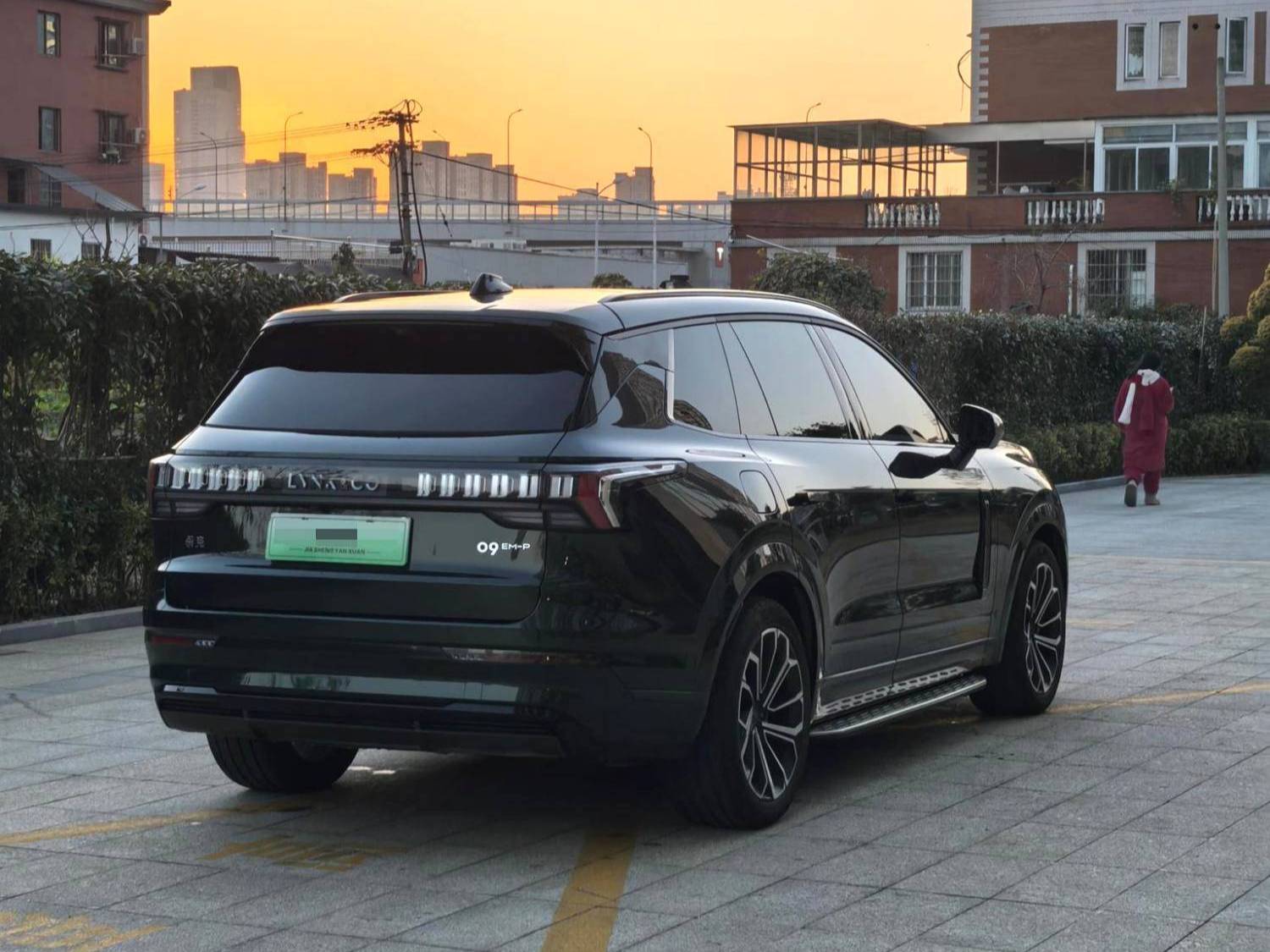LYNK&CO 2024 LYNK&CO 09 EM-P 2.0TD ULTRA 6-seater automatic transmission