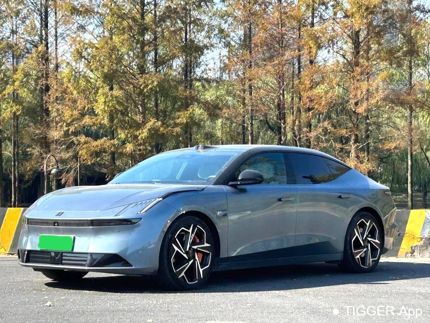 LYNK&CO 2025 Z10 95kWh 702km four-wheel drive intelligent driving Ultra automatic transmission