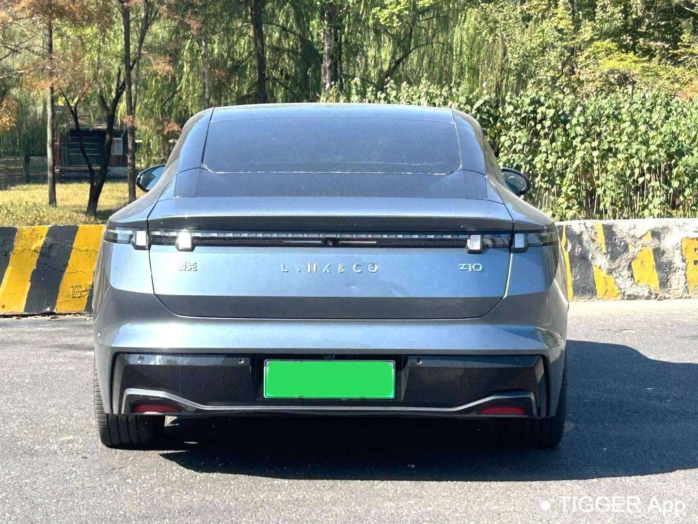 LYNK&CO 2025 Z10 95kWh 702km four-wheel drive intelligent driving Ultra automatic transmission