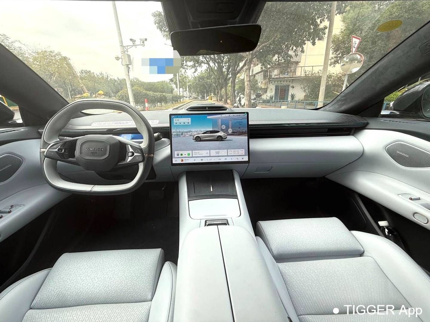 LYNK&CO 2024 Z10 702km four-wheel drive intelligent driving Ultra automatic transmission