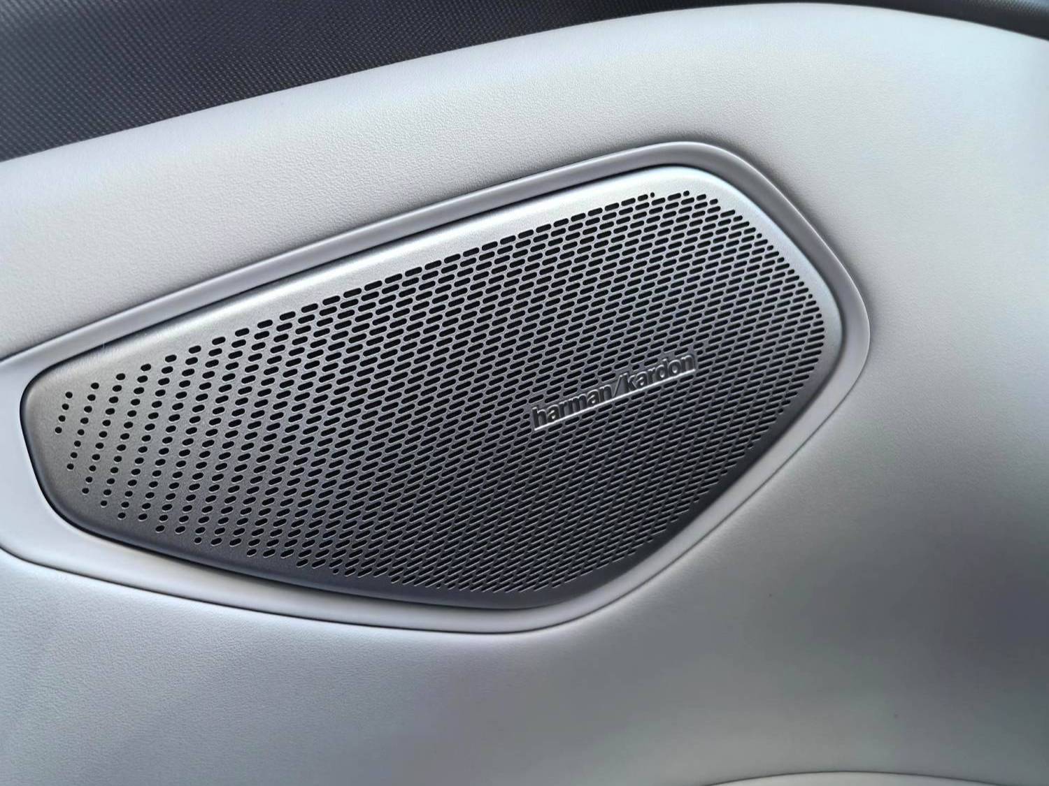 LYNK&CO 2025 Z10 95kWh 806km rear wheel drive intelligent driving Max automatic transmission