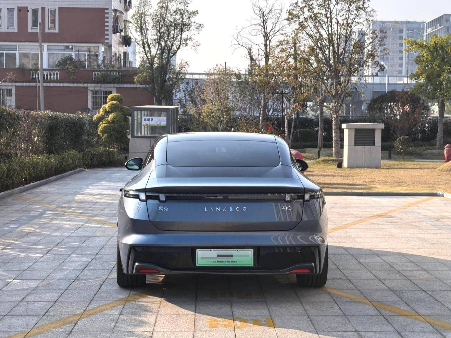 LYNK&CO 2025 Z10 95kWh 806km rear wheel drive intelligent driving Max automatic transmission