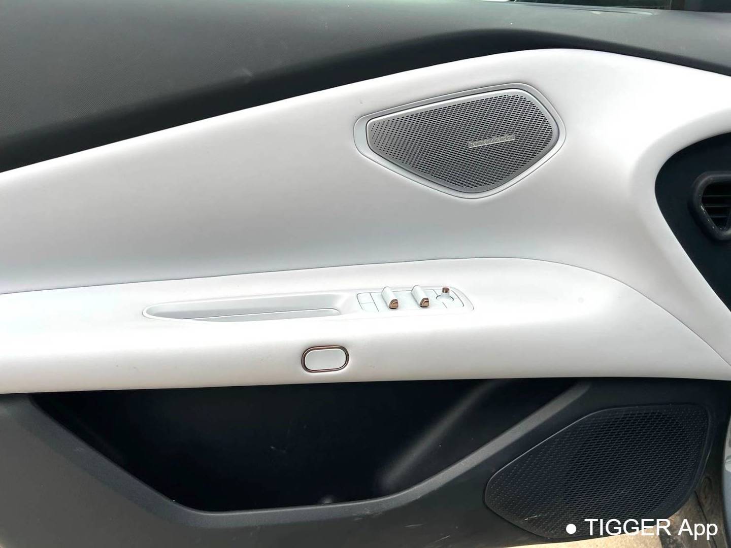 LYNK&CO 2025 Z10 95kWh 702km four-wheel drive intelligent driving Ultra automatic transmission
