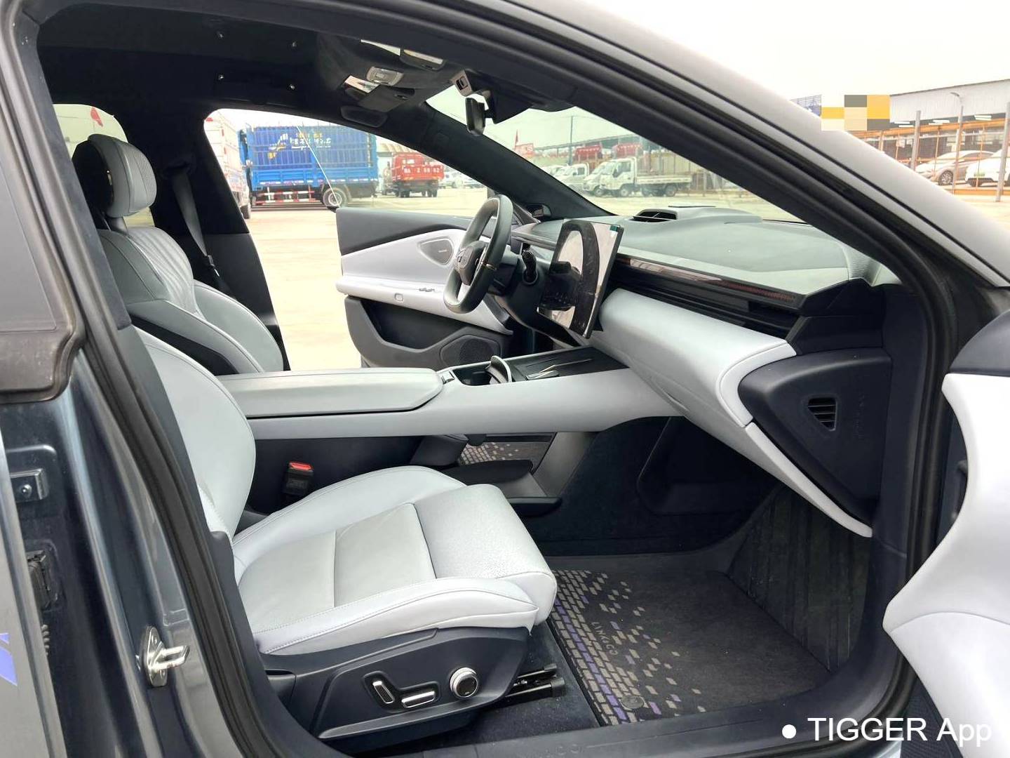 LYNK&CO 2025 Z10 95kWh 702km four-wheel drive intelligent driving Ultra automatic transmission
