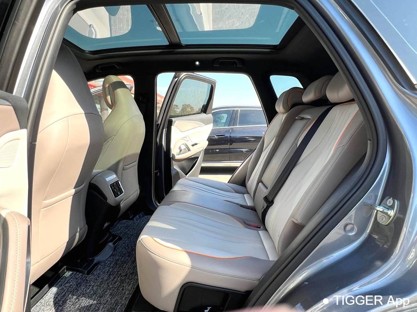 BYD SONG Pro New Energy 2024 SONG Pro DM-i 1.5 Stepless Honor Edition Superb 110KM Automatic Transmission