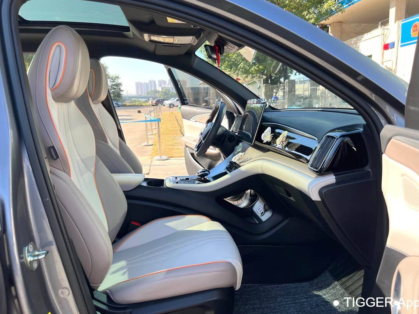 BYD SONG Pro New Energy 2024 SONG Pro DM-i 1.5 Stepless Honor Edition Superb 110KM Automatic Transmission