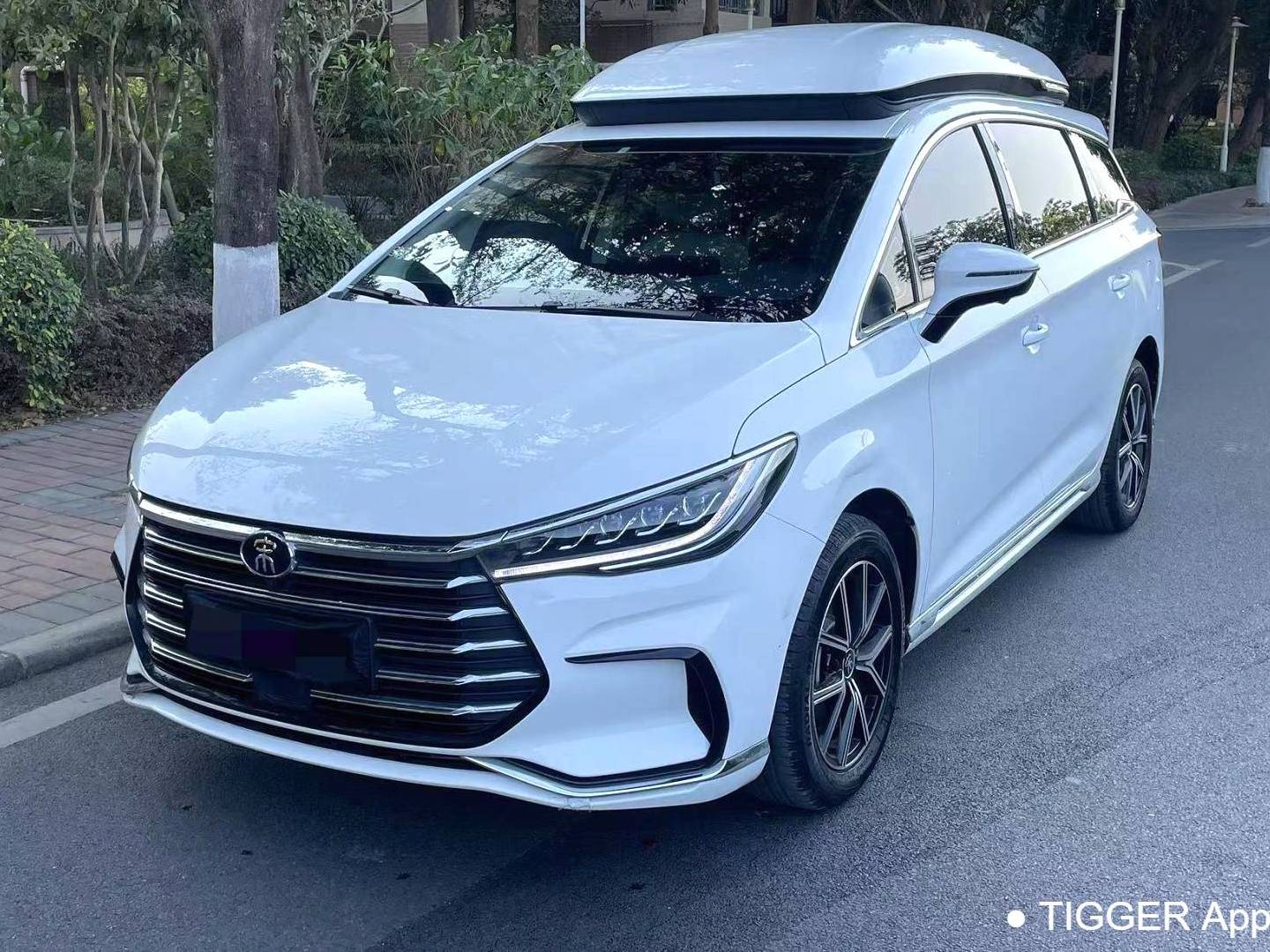 BYD SONG MAX New Energy 2022 SONG MAX DM-i 1.5 Stepless 105KM Executive Edition Automatic Transmission