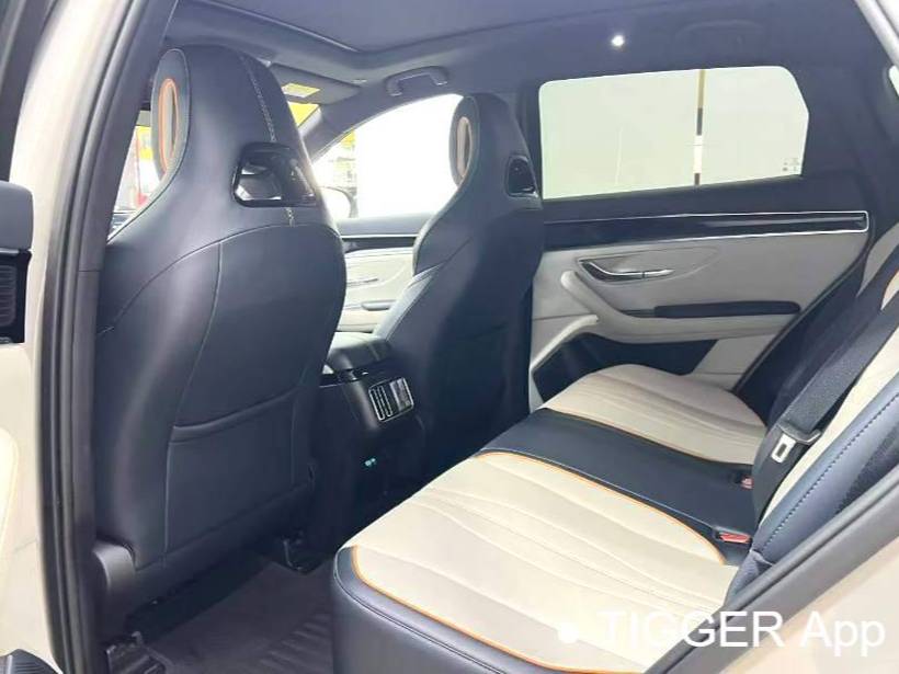 BYD SONG PLUS New Energy 2024 SONG PLUS DM-i 1.5 Stepless Honor Edition 110km Flagship Automatic Transmission