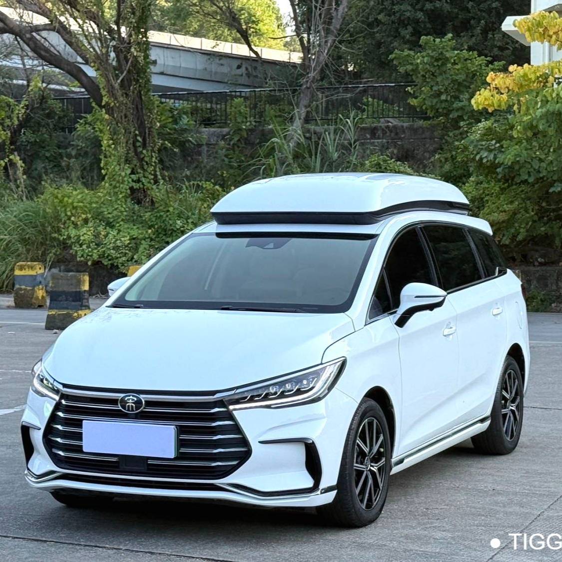 BYD SONG MAX New Energy 2022 SONG MAX DM-i 1.5 Stepless 105KM Executive Edition Automatic Transmission Used Car