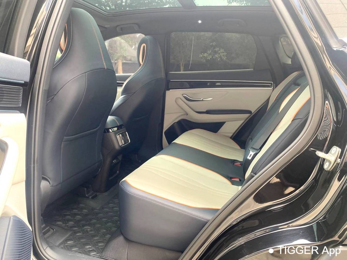BYD SONG PLUS New Energy 2022 SONG PLUS DM-i 1.5 Stepless 110KM Flagship PLUS 5G Edition Automatic Transmission