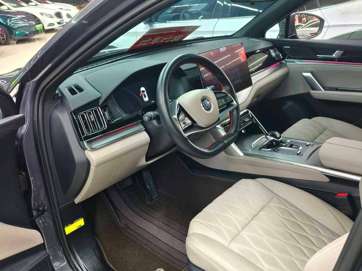 BYD TANG New Energy 2024 TANG DM-p 1.5T Stepless Champion Edition 215KM 4WD Luxury Automatic Transmission