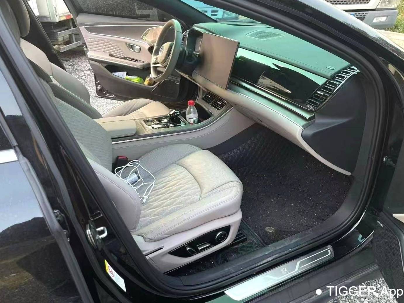 BYD 2024 HAN DM-i 1.5T Stepless Honor Edition 200KM Flagship Automatic Transmission
