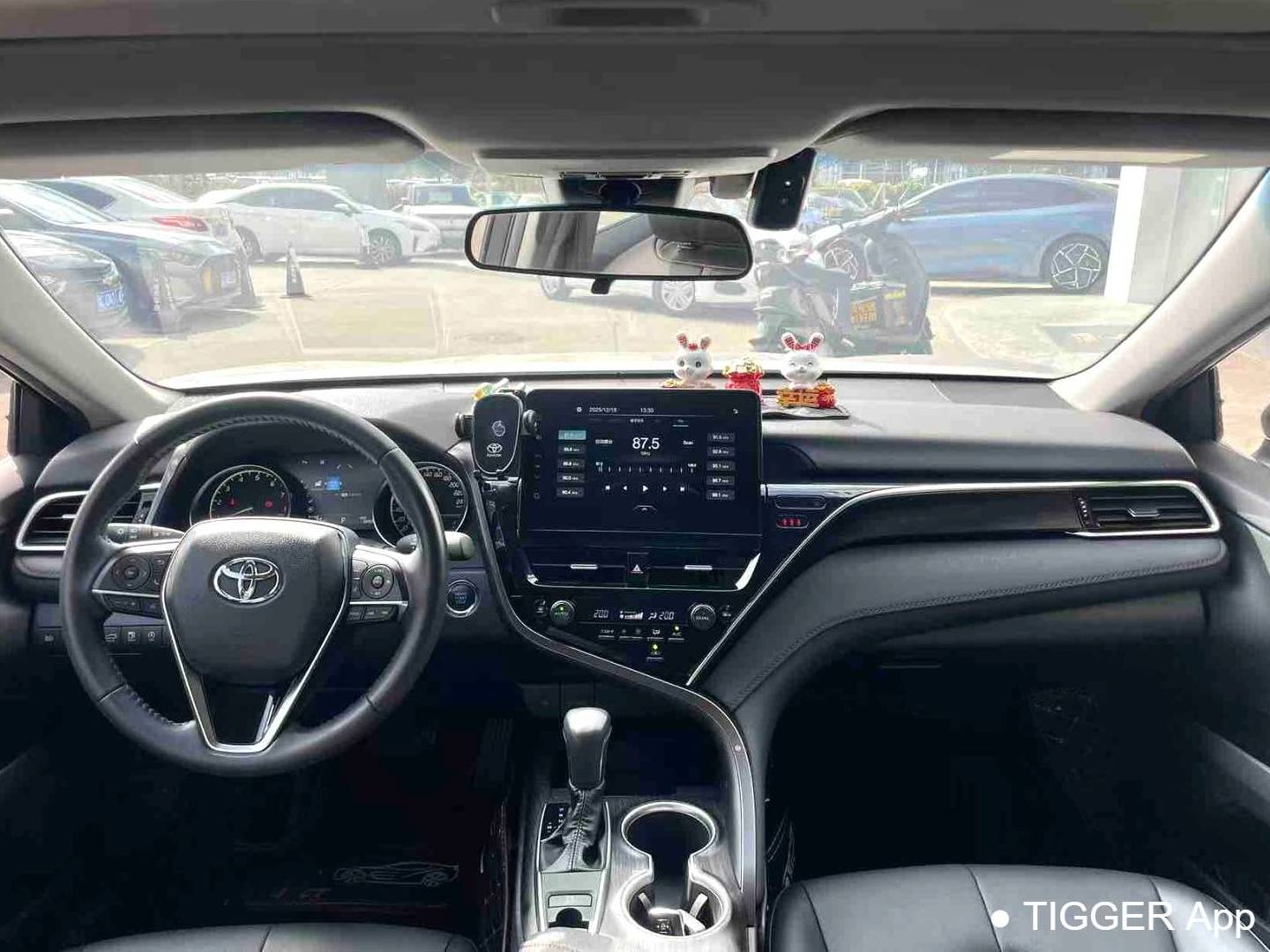 Toyota CAMRY 2023 2.0G CVT Luxury Automatic