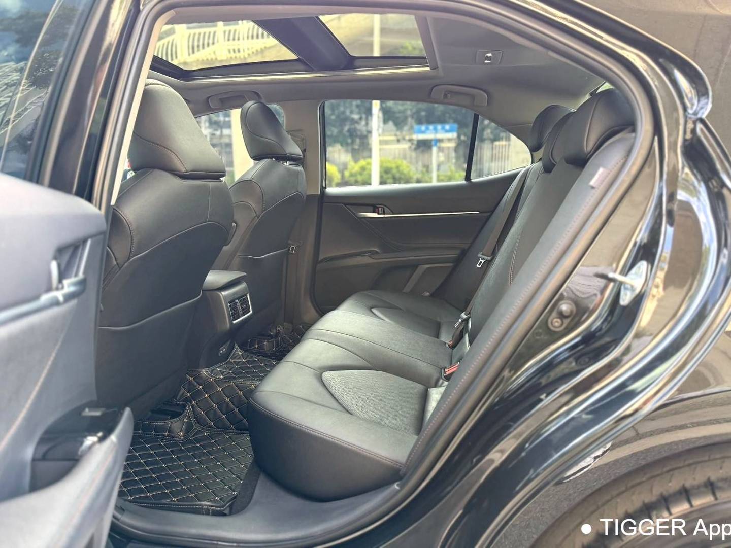 Toyota CAMRY 2023 2.5G Luxury Edition Automatic Transmission