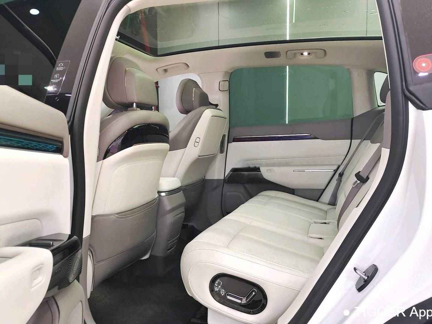 ZEEKR 2025 ZEEKR 7X 100kWh Long Range 4WD Intelligent Driving Edition Automatic Transmission