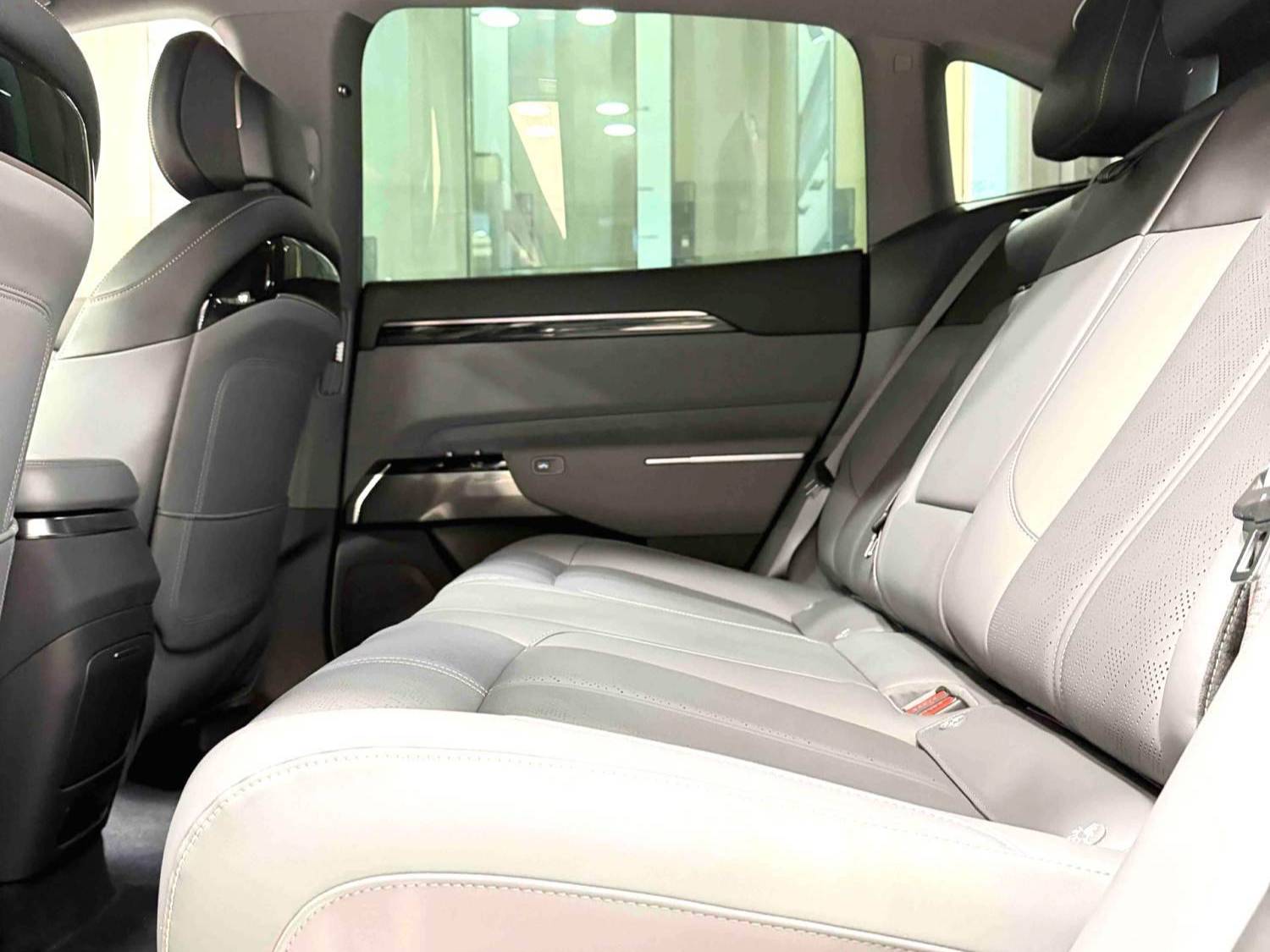 ZEEKR 2025 ZEEKR 7X 100kWh Long Range 4WD Intelligent Driving Edition Automatic Transmission