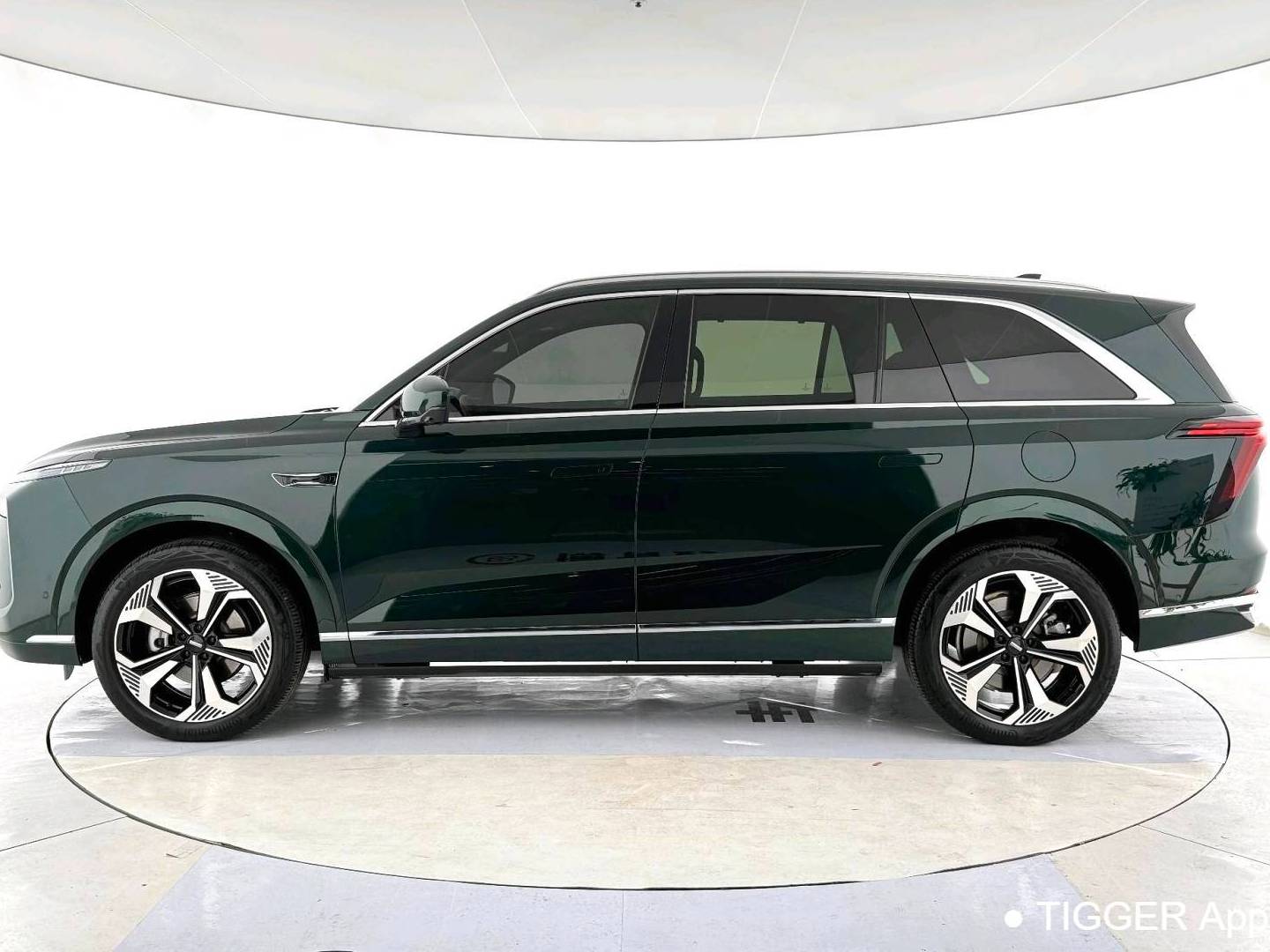 WEY 2023 07 DHT 4WD Long Range Edition Automatic Transmission