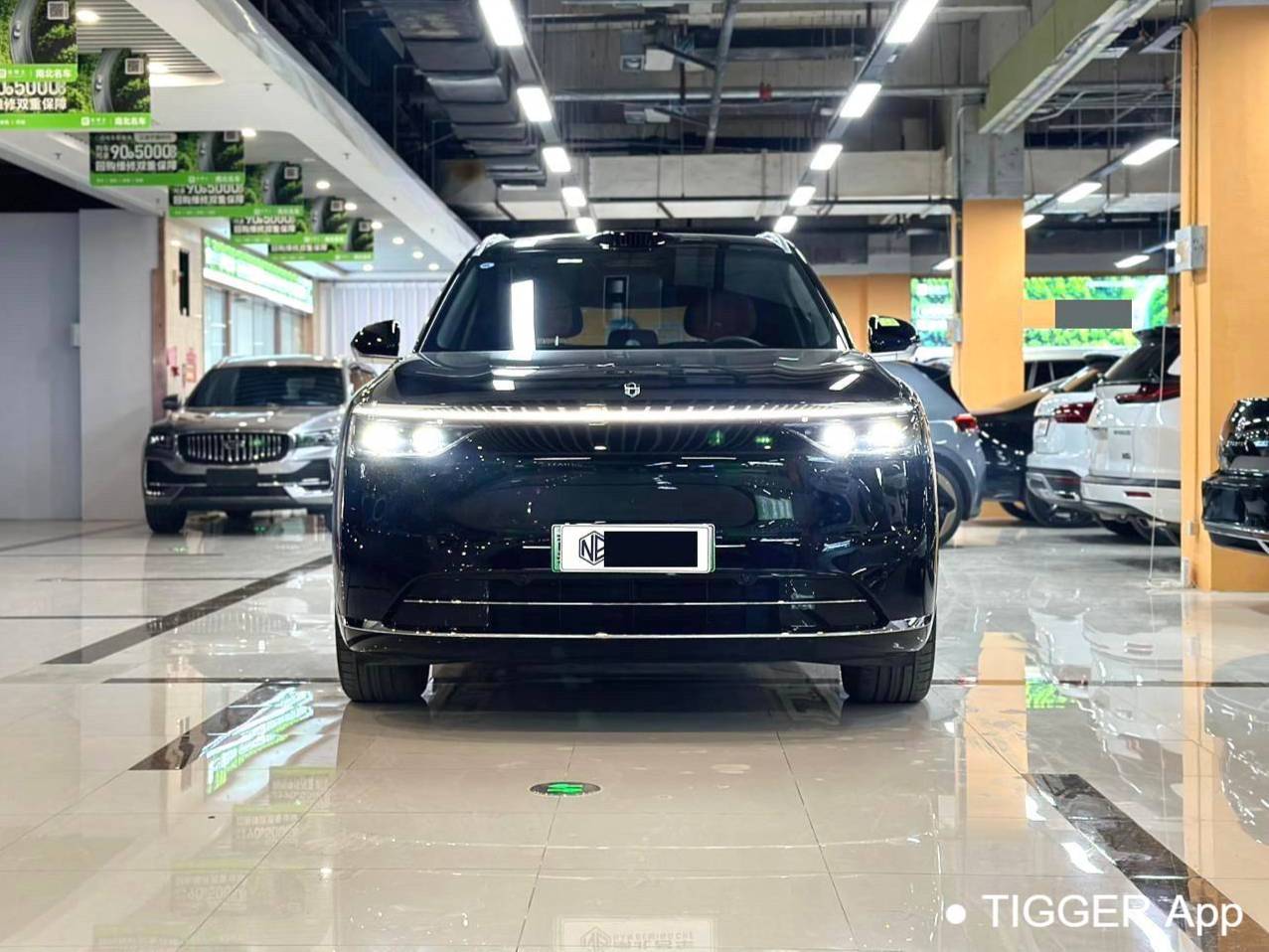 AITO 2025 AITO M8 Max Edition 37kWh 5-seater Automatic Transmission