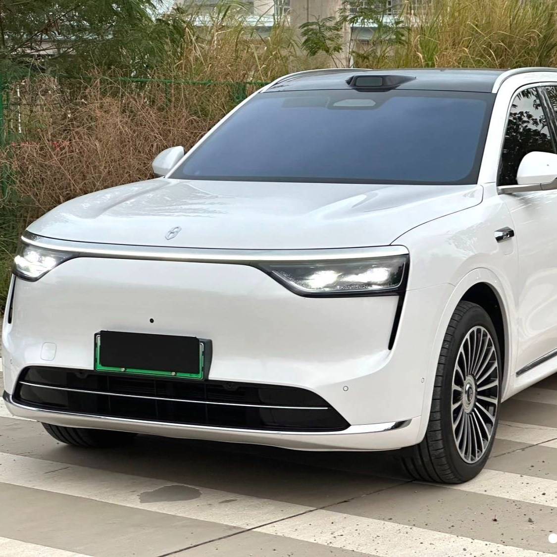 AITO 2025 AITO M8 Max+Edition 53.4kWh 6-seater Automatic Transmission Подержанный автомобиль