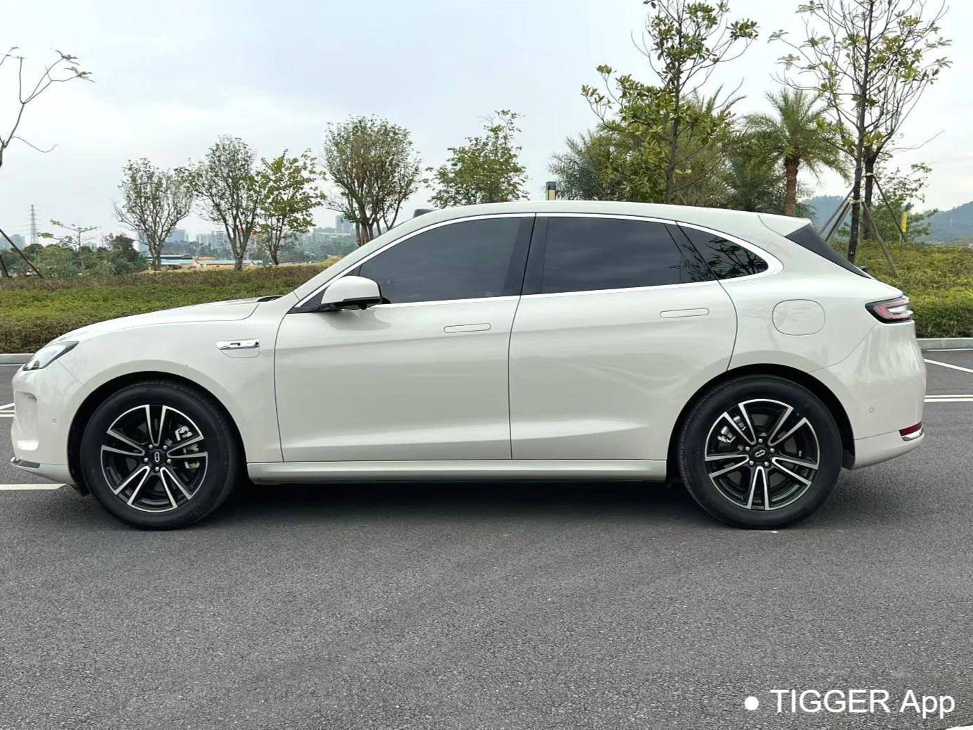AITO 2025 AITO M5 Extended Range Ultra Rear Drive Automatic Transmission