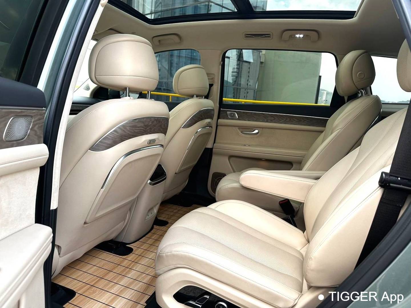 AITO 2022 AITO M7 1.5T 2WD Comfort Edition Automatic Transmission