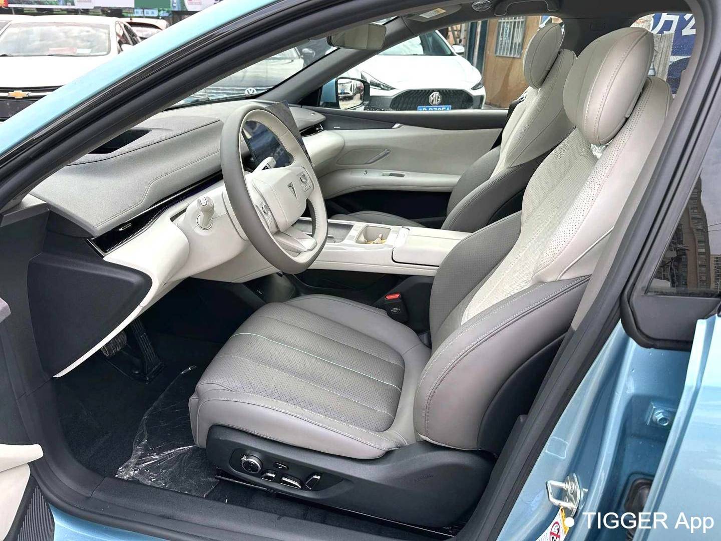 DEEPAL 2024 L07 230Max Qiankun Intelligent Driving ADS SE Extended Range Automatic Transmission